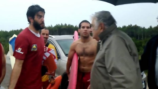 La respuesta de Mujica a un grupo de guardavidas que protestaban