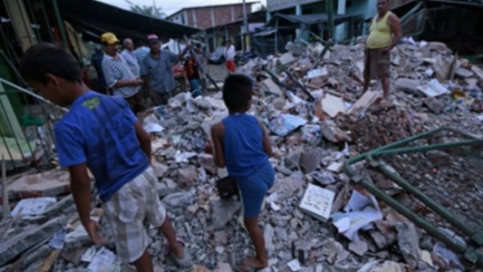 Terremoto en Ecuador: asciende a 235 el número de víctimas fatales