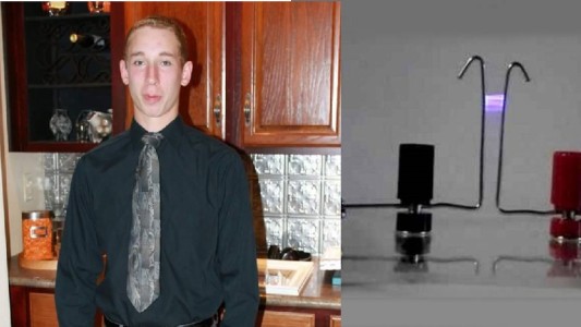 Adolescente quiso imitar un experimento de Youtube y murió electrocutado