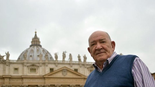 A 25 años del atentado habla el enfermero que auxilió a Juan Pablo II: "No paraba de rezar"