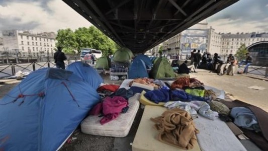 París abrirá un "campamento humanitario" para refugiados ajustado a las normas de la ONU