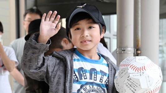 Video: nene de 2 años cayó a las vías del subte