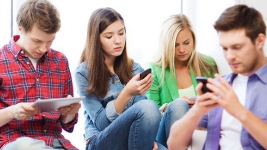 Según un estudio, los  “millennials” tienen menos sexo que la generación anterior