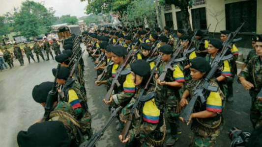 Unos 16.500 soldados y policías cuidarán desplazamiento de las FARC hacia áreas de reunión