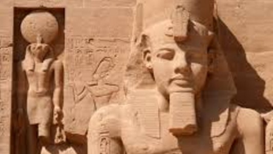 Arqueólogos descubrieron nuevos indicios de un templo del faraón Ramsés II