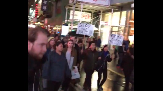 EE.UU.: protestas en varias ciudades, tras la victoria de Donald Trump