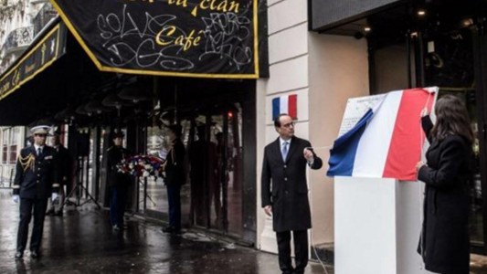 Francia conmemoró el primer aniversario de los atentados terroristas en París