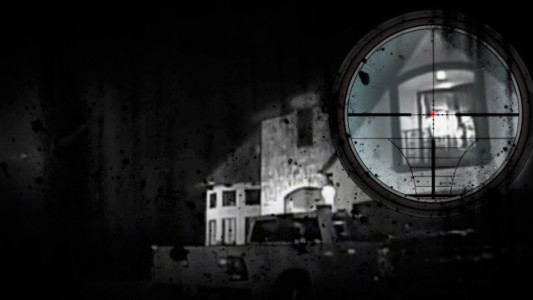 Video impactante: francotirador mató a un hombre mientras tenía un bebé como rehén en brazos