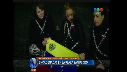 Encadenadas en la Plaza San Pedro