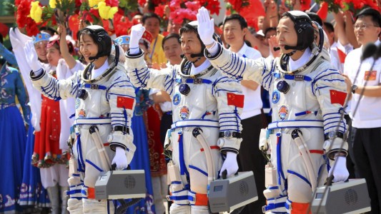 China planea llegar a Marte y a la Luna en los próximos cinco años y convertirse en "potencia espacial"