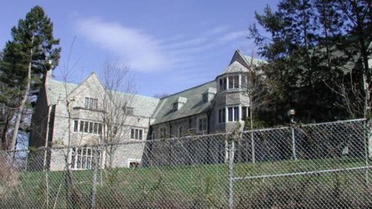 Descubren una mansión en Estados Unidos que sería un "nido de espías" rusos