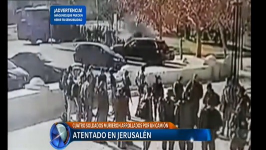 Video: así fue el momento del ataque con un camión en Jerusalén