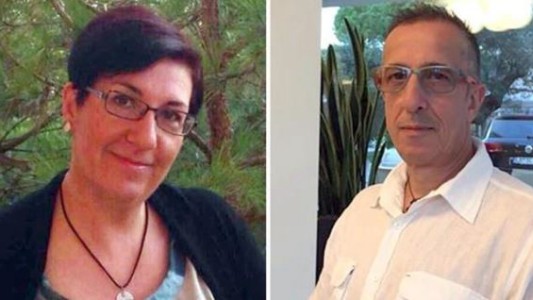 Un chico de 16 años mató a hachazos a sus padres con la ayuda de un amigo