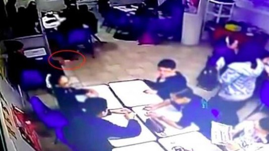 Baleó a sus compañeros y maestra en una escuela de Monterrey
