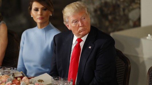 Entre sus primeras medidas el día de su asunción, Trump decretó el Día Nacional del Patriotismo