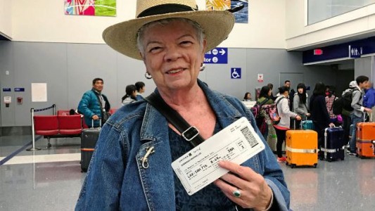 Quién es la primera ciudadana que se va de EE.UU. porque no quiere a Trump como presidente