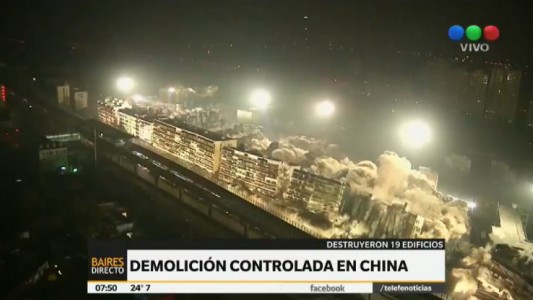 China: Demolieron 19 edificios a la vez en 10 segundos