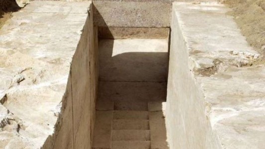 Hallaron restos de una nueva pirámide en Egipto