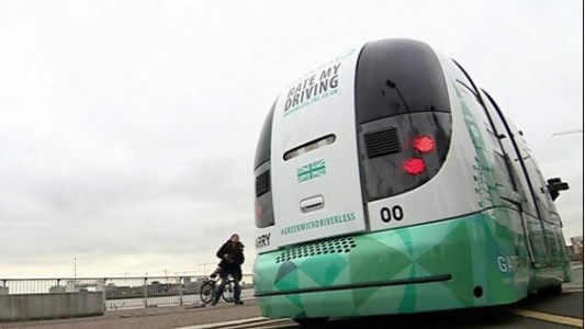 Prueban en Londres el primer autobús sin conductor