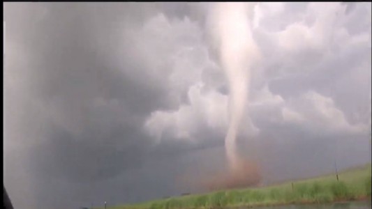 Ola de tornados en Estados Unidos