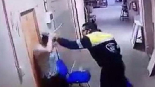 Chile: brutal golpiza de un paramédico a su mujer embarazada