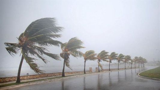 El huracán Irma azotó a Cuba y ahora se dirige a Florida