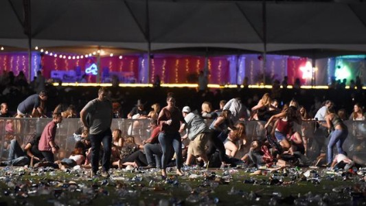 Tiroteo en Las Vegas: al menos 20 muertos y más de 100 heridos en un festival de música country