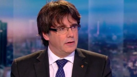 La justicia de España ordenó detener a Carles Puigdemont en Bélgica
