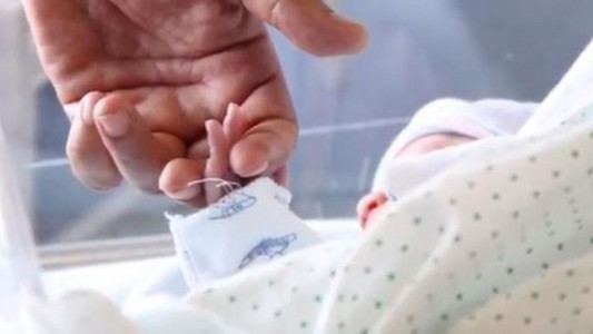 Fue condenado a dos años de prisión  por maltratar a su bebé y causarle una parálisis cerebral