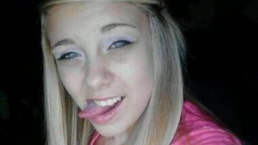 Habló la joven que se arrancó los ojos cuando estaba drogada: "La vida es más bella ahora"