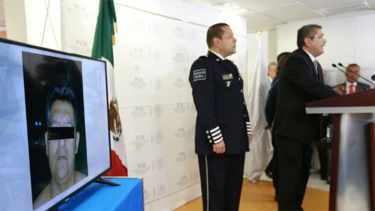 México: detuvieron a uno de los acusados por la desaparición de los 43 estudiantes de Ayotzinapa