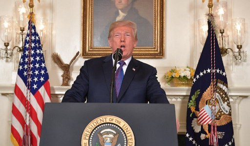 EE.UU. ordenó bombardear Siria por el empleo de armas químicas