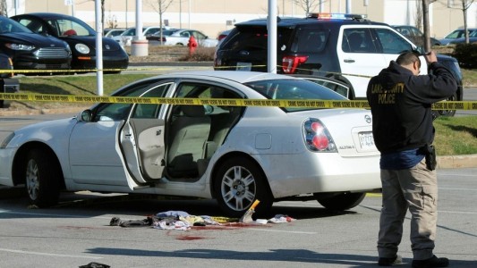 Una nena de 3 años le disparó accidentalmente a su mamá embarazada