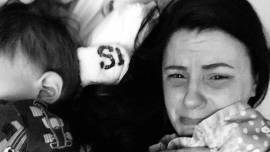 Su bebé murió al enredarse con una manta en la cuna: "Nunca dejaré de sentirme responsable"