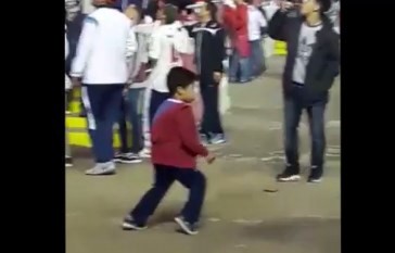 El "mini Michael Jackson" de independiente que se volvió viral