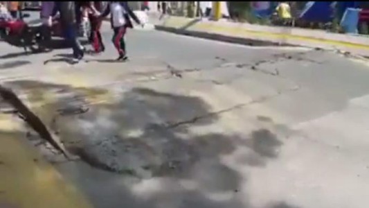 Video: así se mueve el asfalto durante el terremoto en México