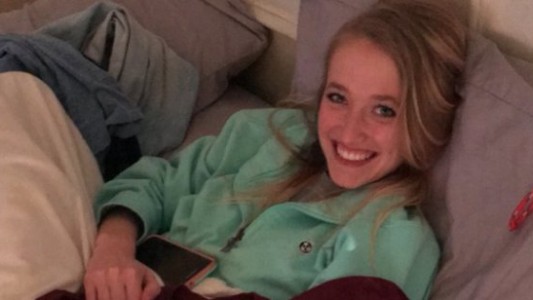 El detalle por el que este chico se arrepintió luego de publicar la foto de su novia