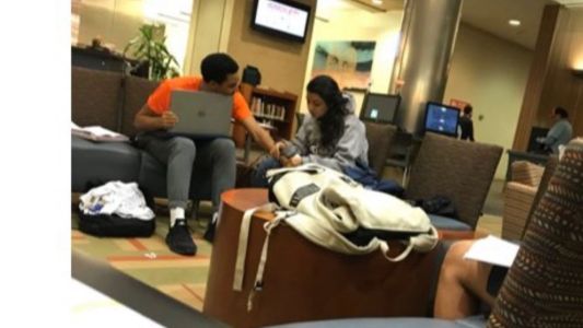 Le escribió a una chica para avisarle que su novio la estaba engañando y fue todo un gran error que se volvió viral