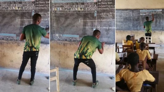 La historia detrás del profesor que enseña computación en un pizarrón y se volvió furor en el mundo