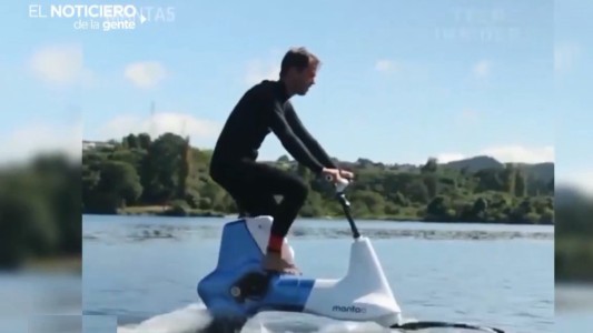 La bici acuática, el perro más valiente del mundo y más videos virales