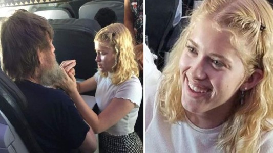 El gesto solidario de una joven arriba de un avión con un hombre ciego y sordo