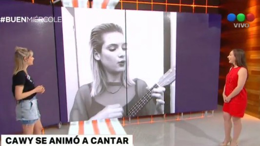 Cawi se animó a cantar