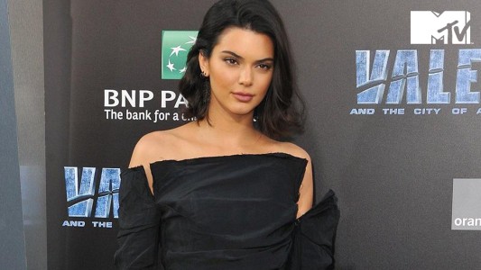 ¿Kendall Jenner se operó la cara?