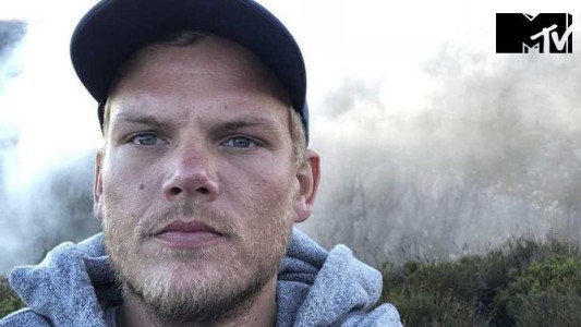 La familia de Avicii rompe el silencio tras la muerte del DJ