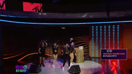 Miss Bolivia en vivo: "El Paso"