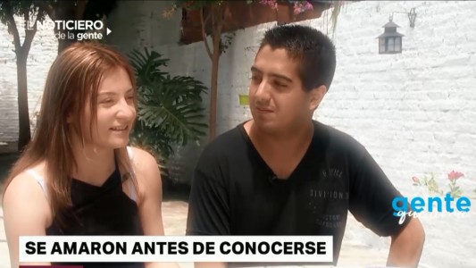 Andrés y Zacklina: amor de chat