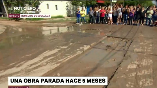 Esperaban cloacas pero se fueron y les dejaron una zanja