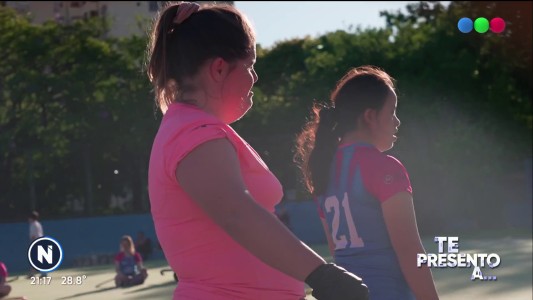 Te Presento: Silvina, la mamá que transforma vidas a través del hockey