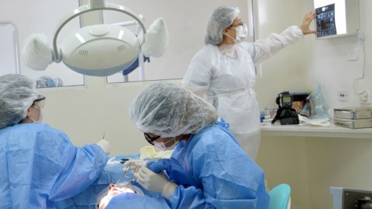 En la primera semana de atención, el Hospital Odontológico de la UBA recibió casi 4 veces más pacientes que en 2025