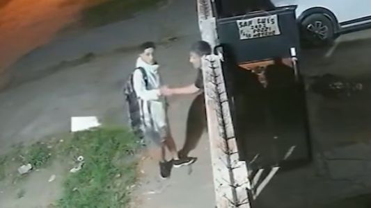 Brutal ajuste de cuentas en Moreno: abrió la puerta de su casa y lo mataron delante de sus nietas